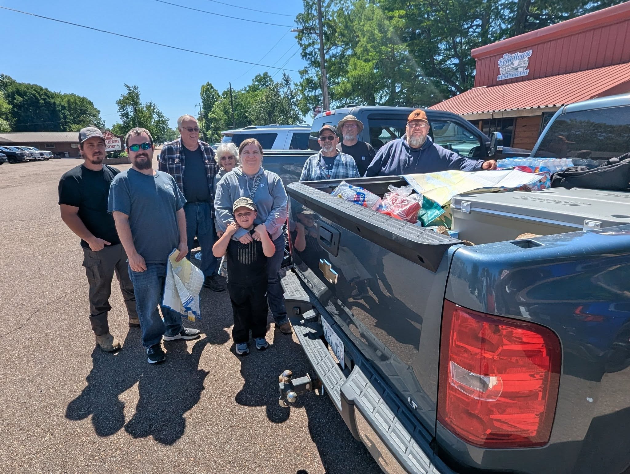 Group of guests loading up at Southshore Resort